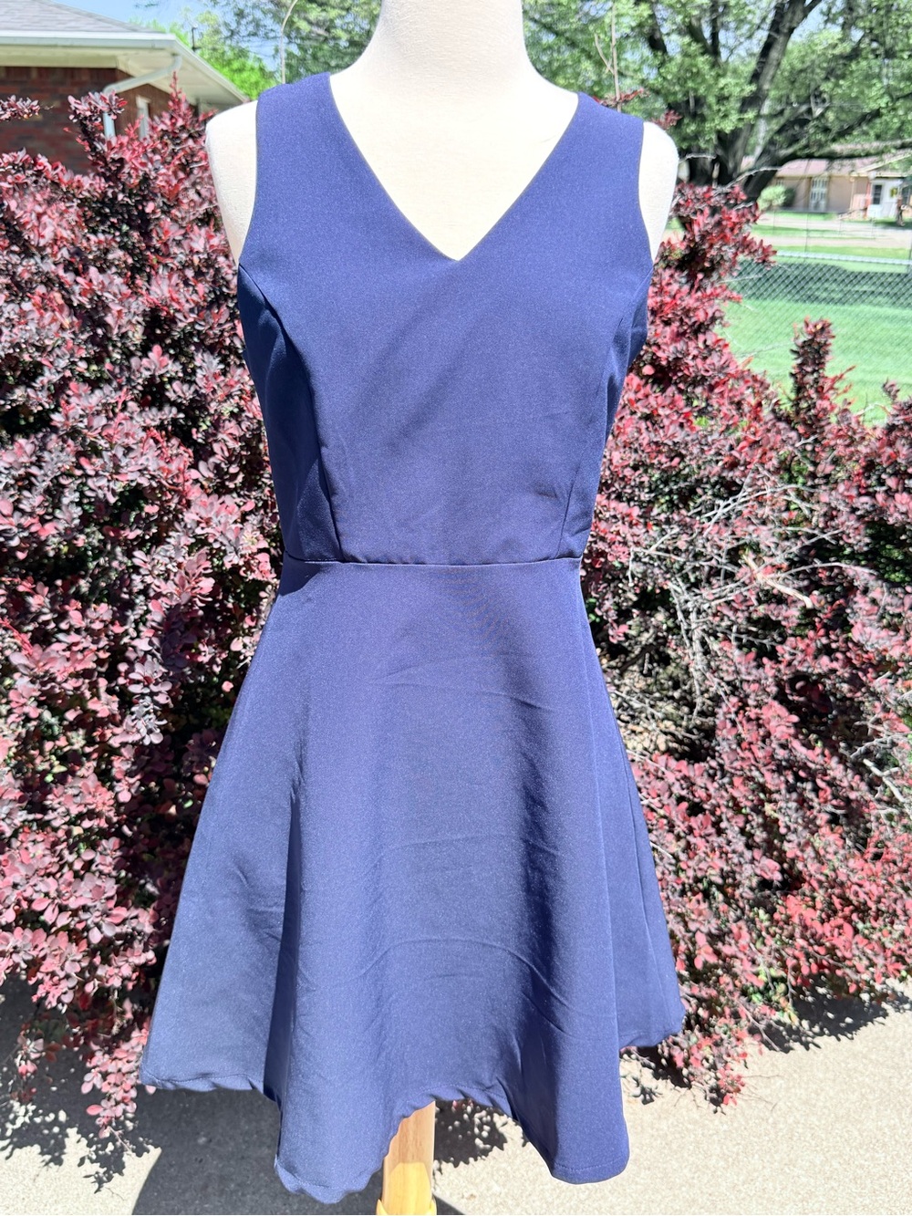 She + Sky Navy V-Neck Cross Back Dress, Women’s Sz Small. NWOT